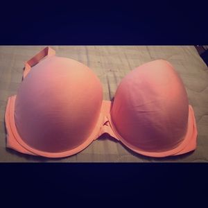 Victoria's Secret Intimates & Sleepwear - Adorable pink Victoria secret bra 38ddd never worn Victoria's Secret Intimates & Sleepwear - Adorable pink Victoria secret bra 38ddd never worn